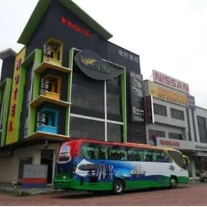 Golden Leaf Danga Bay Hotel